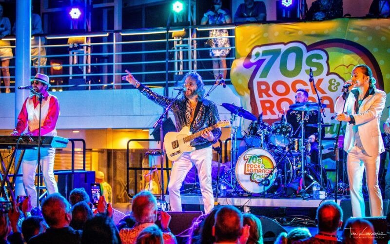 Live concerts on ship